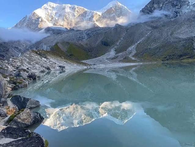 Umakunda Dudhkunda –  Late Tenzing Hillary Trek